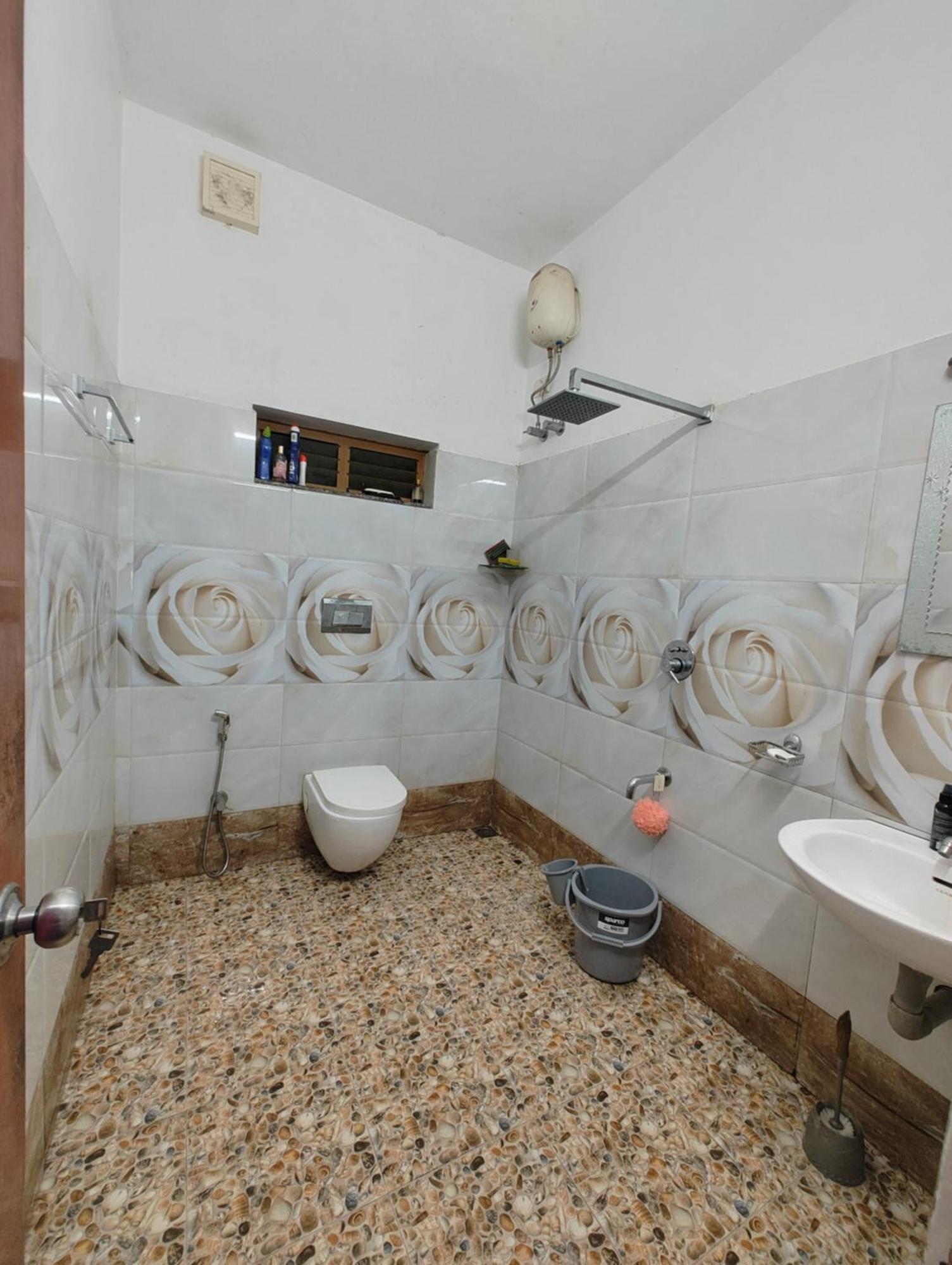 Joby Homestay Kadamakudy Kochi Bagian luar foto